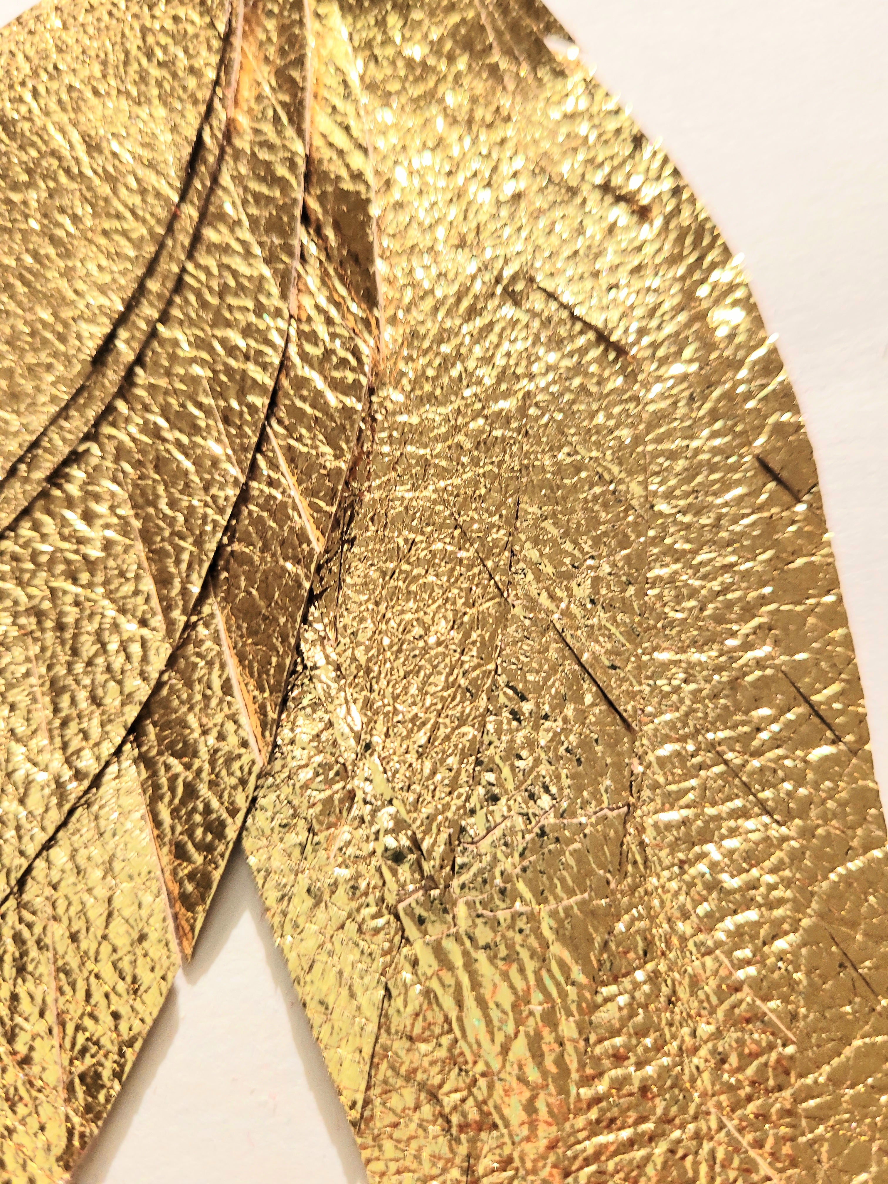 'Love @ First Sight' Gold Metallic Multilayer Leather Feathers